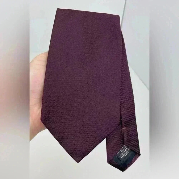 ARMANI COLLEZIONI 100% Silk Necktie Maroon Red Handmade Formal Office Prof - Picture 9 of 15